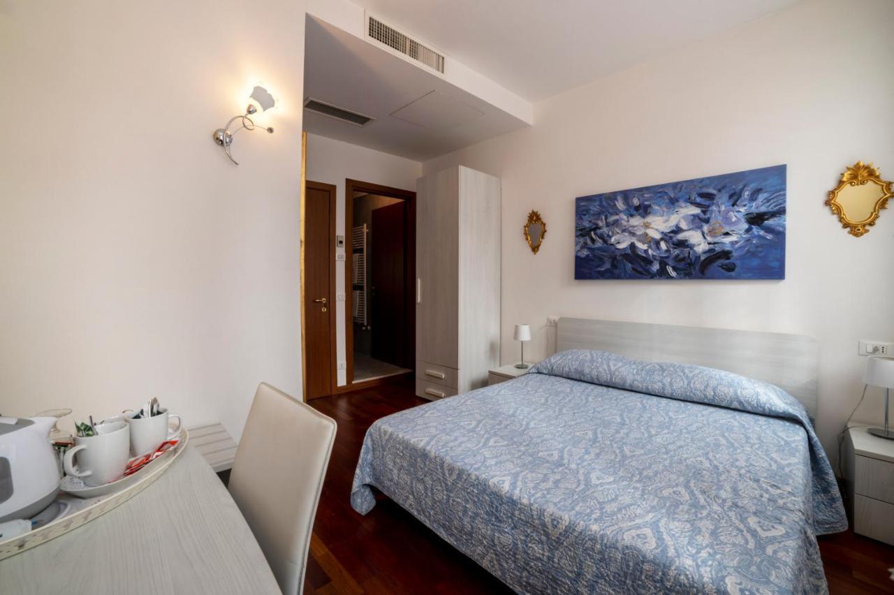 Hotel Ca' Degli Specchieri Venecia Exterior foto